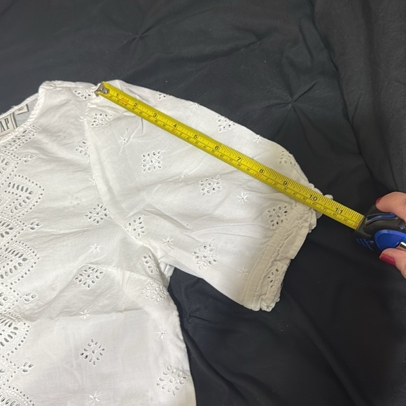 Gap Puff Sleeve Eyelet Blouse - Picture 12 of 16